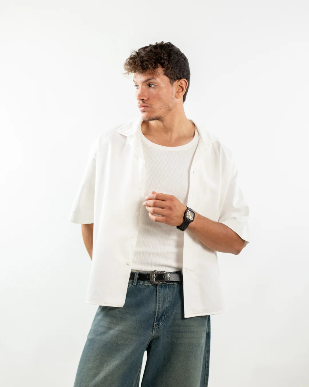 PLAIN WHITE SHIRT